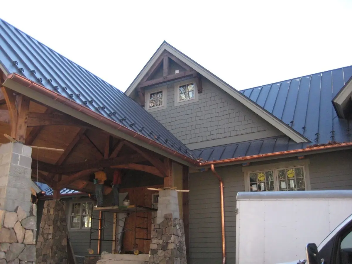 Craftsman Roofing team delivering quality roofing work in Tigard Neighborhood Area 6